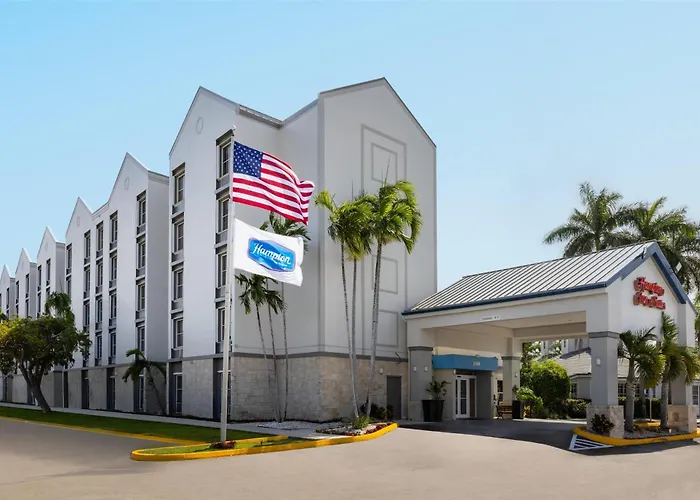Hampton Inn & Suites Fort Lauderdale Airport