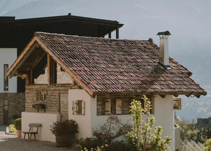 Hotel Kueglerhof Tirolo