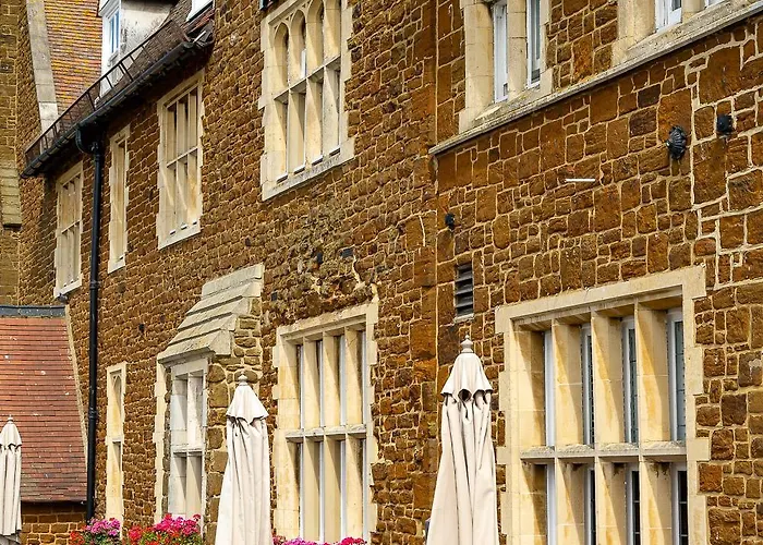 The Golden Lion Hotel