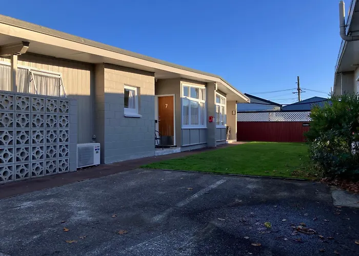 Trentham Motel