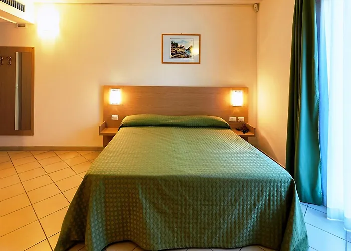 Hotel Bolgheri Marina Resort
