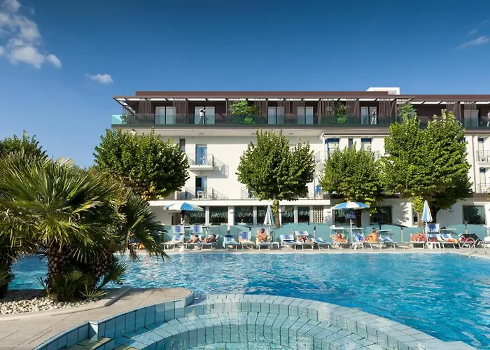 Hotel Paris Resort