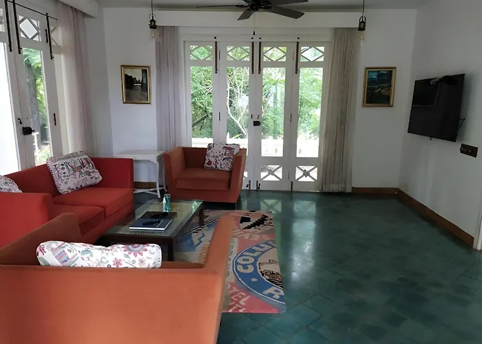 The Postcard Velha, Goa