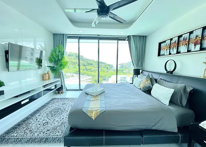 Twin Sands Resort Penthouse