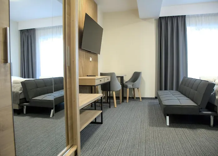 Hotel I Apartamenty Gorzelanny Dźwirzyno