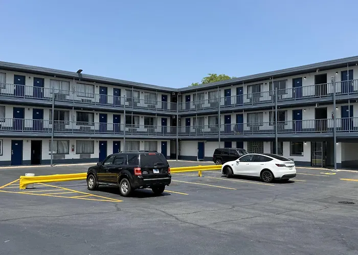 Motel 6 Chicago, Il - Halsted