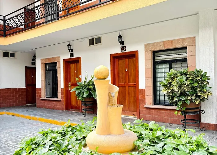Hotel Las Fuentes