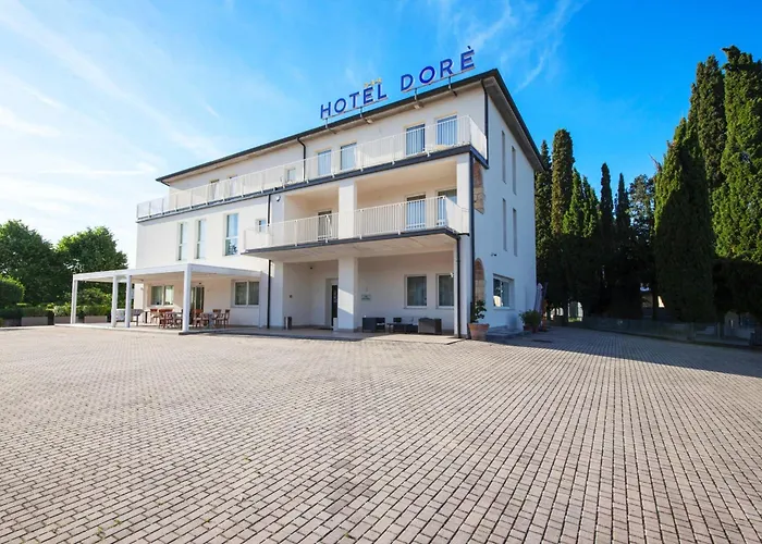 Hotel Dorè