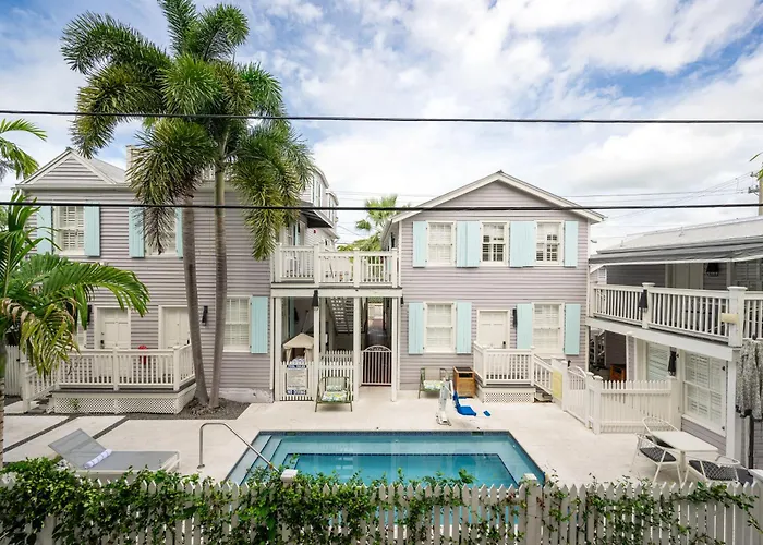 Fitch Lodge - Key West Historic Inns
