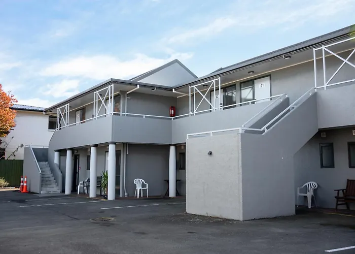 Samhil Motor Lodge