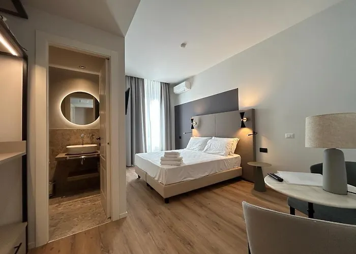 Hotel Porta Pia
