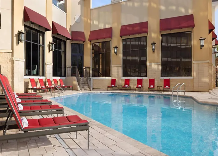 Ramada Plaza By Wyndham Orlando Resort & Suites Intl Drive - Newly Renovated!
