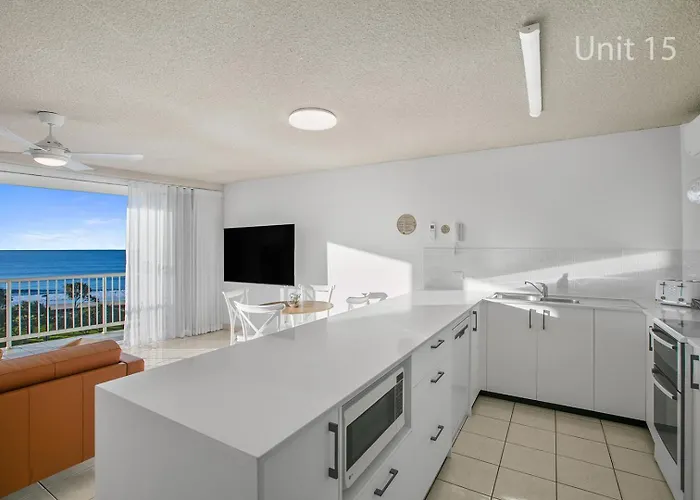 Capeview Apartments - Spectacular Ocean Views Caloundra