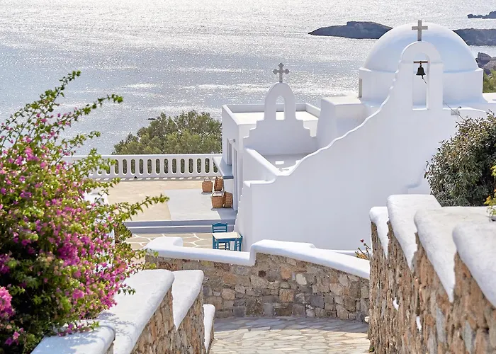 Mykonos Lolita, A Grecotel Resort to Live