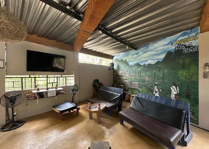 Hostal Luz de Luna Palomino