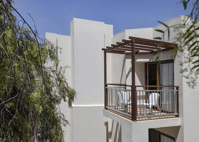 Doubletree By Hilton Bodrum Isil Club Ultra All-Inclusive Resort