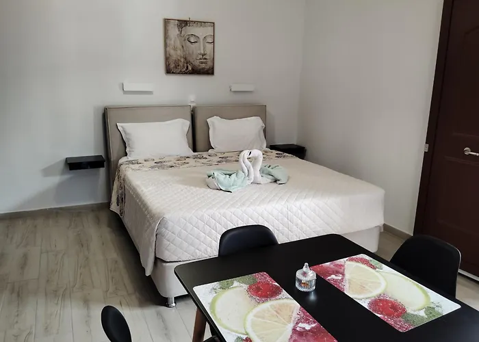 Maria Apartments Lourdata 