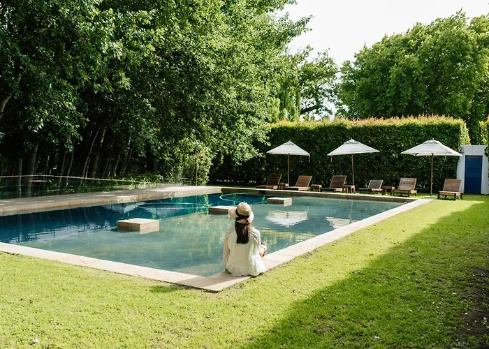La Paris Estate Hotel Franschhoek