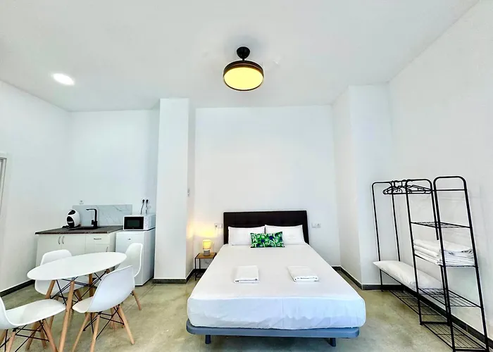 Deshoras Apartments
