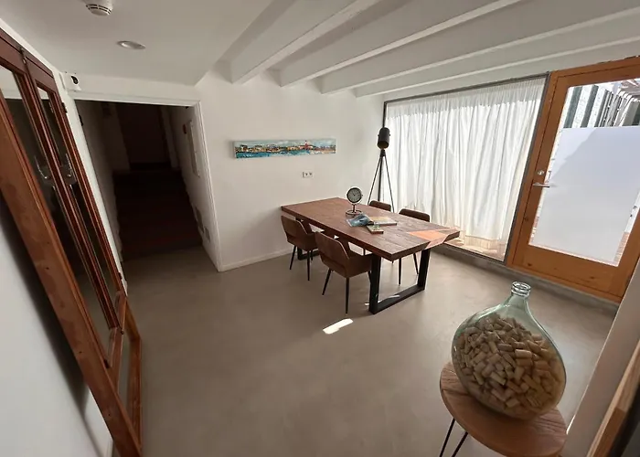 Smoix Hotel