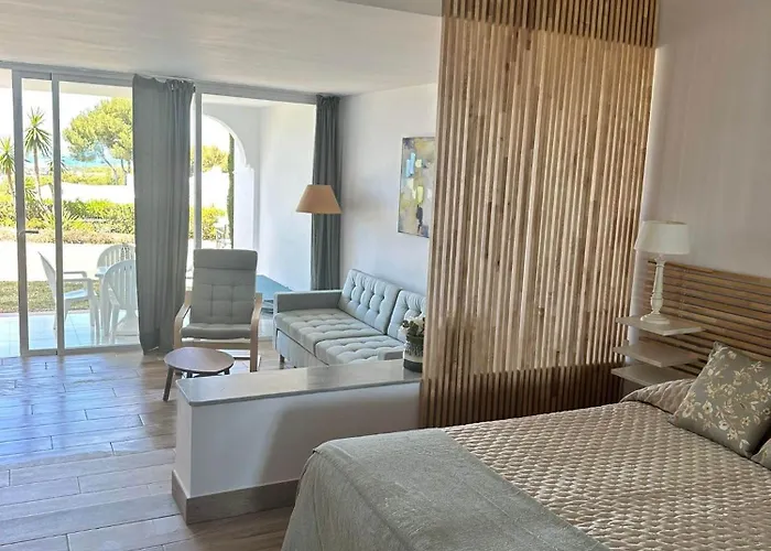 Miraflores Resort