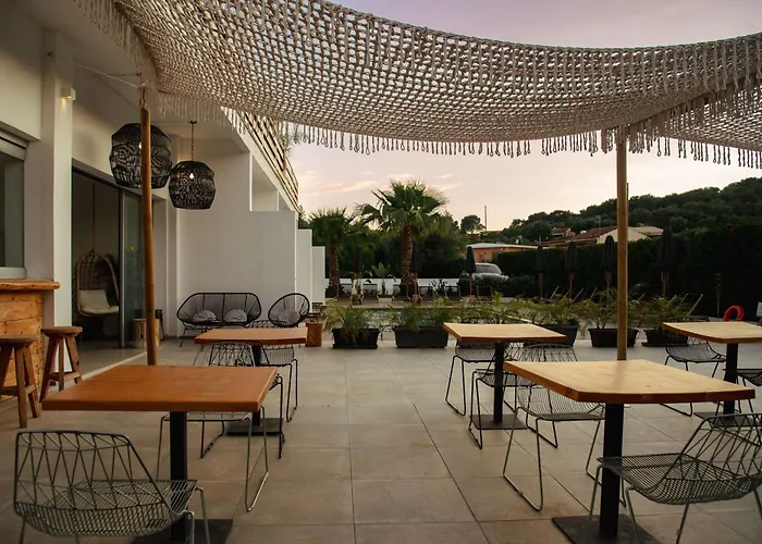 Olive Grove Suites Boutique
