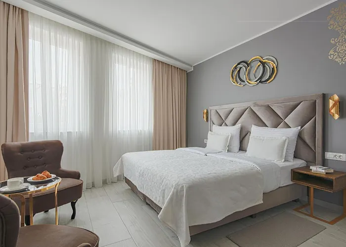 Heritage Stypia (Adults Only)