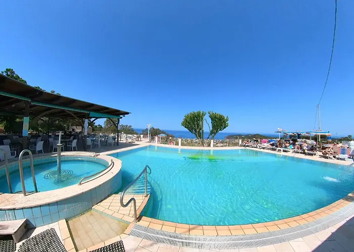Hotel Carlo Magno Lacco Ameno 
