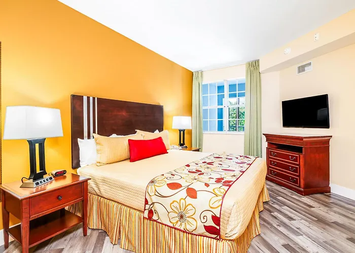 Mizner Place At Weston Town Center, Fort Lauderdale