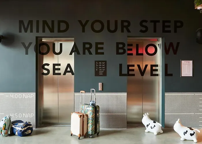 Moxy Amsterdam Schiphol Airport Hotel Hoofddorp