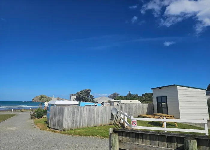 Castlepoint Holiday Park & Motels
