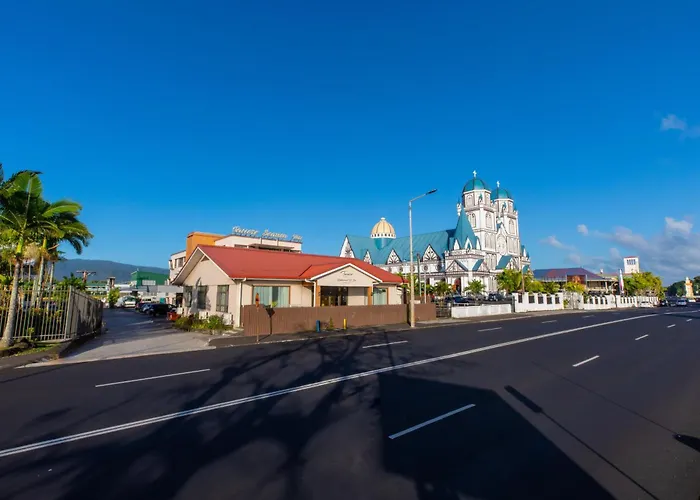 Tauese Seaview Hotel