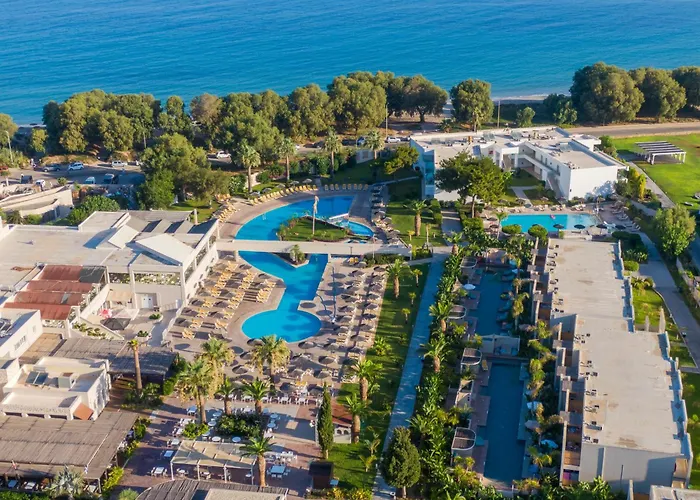 Akti Coast Club