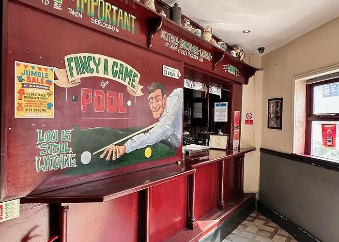 Shanahans B&B With Sports Bar