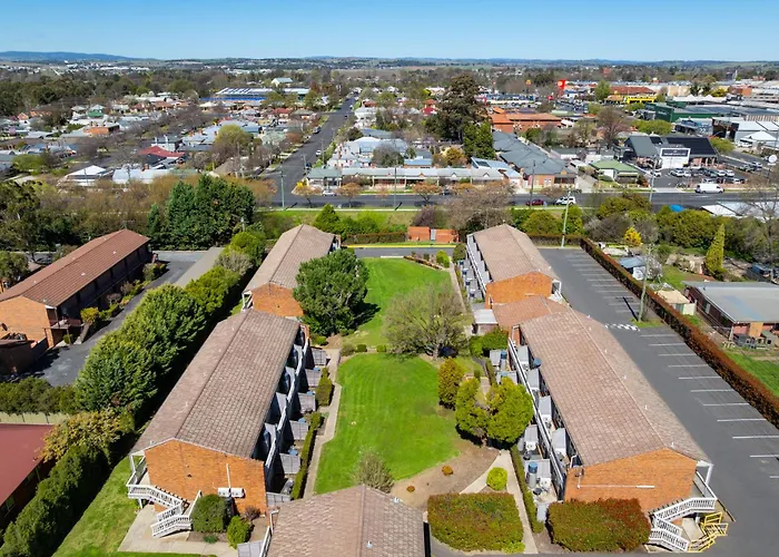 Bathurst Studio Apartments
