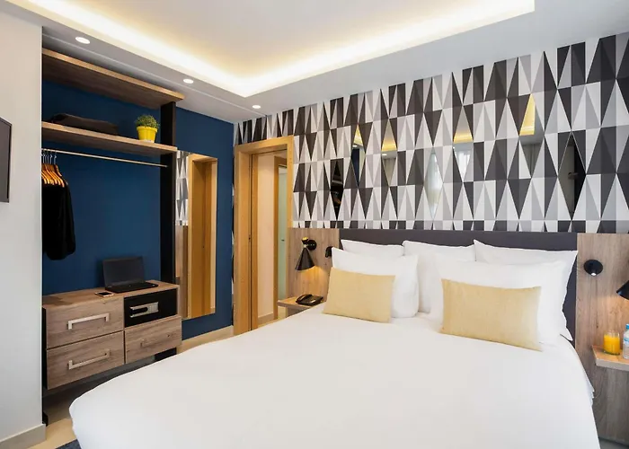 Adagio Premium City Center