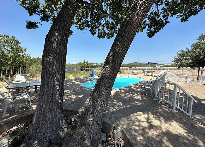 Home Suites Hill Country