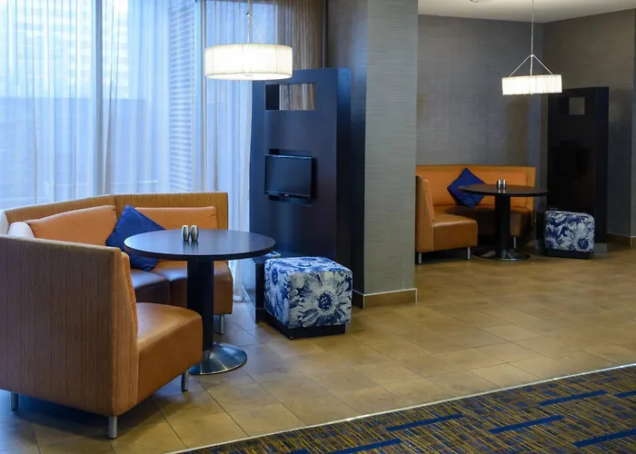 Courtyard By Marriott Toronto Northeast/