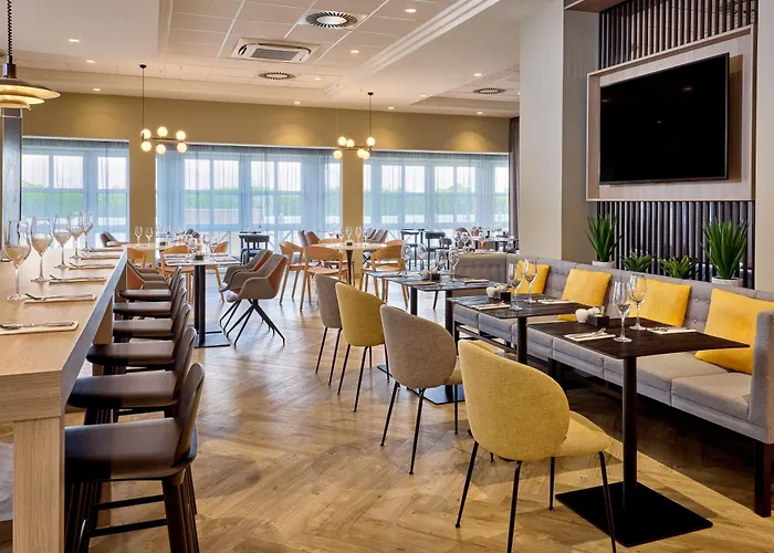 Hotel Courtyard By Marriott Magdeburg Barleben