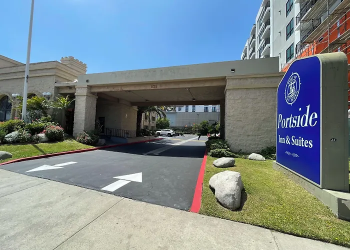 Portside Inn & Suites