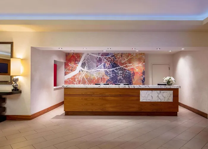 Doubletree Suites By Hilton Downtown