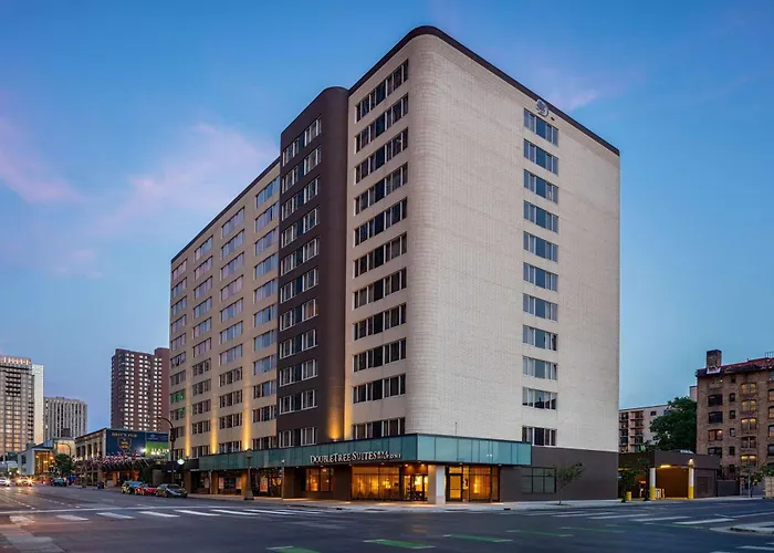 Doubletree Suites By Hilton Downtown