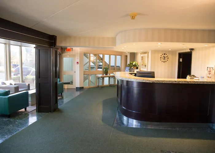 Admiral Inn
