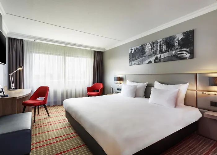 Hotel Ramada By Wyndham Amsterdam Airport Schiphol Badhoevedorp
