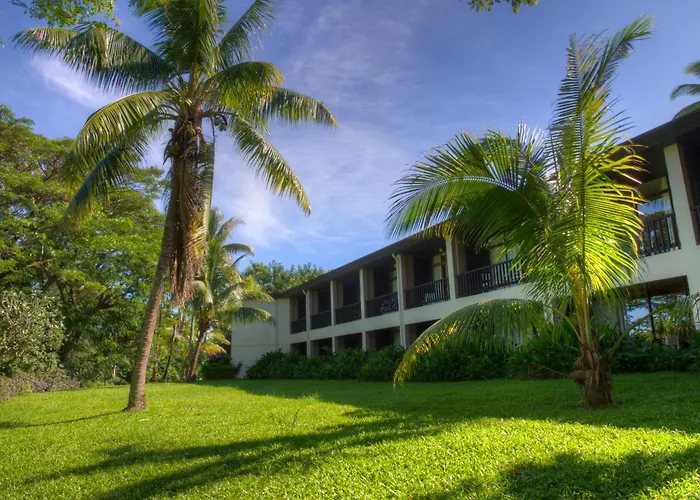 Tanoa International Hotel Nadi