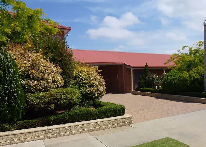 Colonial Motor Inn Bairnsdale Golden Chain Property