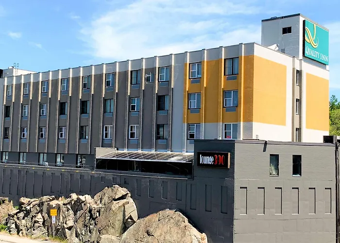 Quality Inn & Conference Centre Downtown