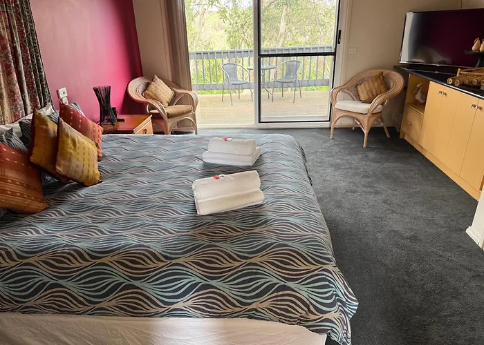 Weeroona Bed And Breakfast