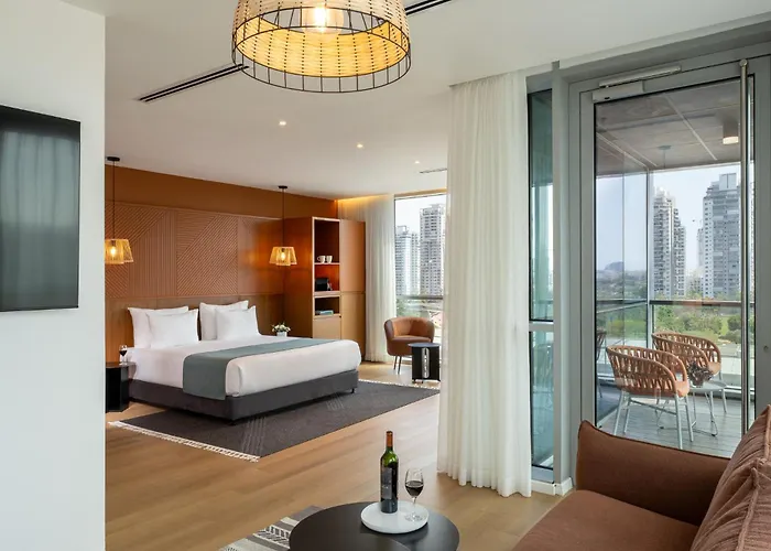 Prima Link Hotel Petach Tikva