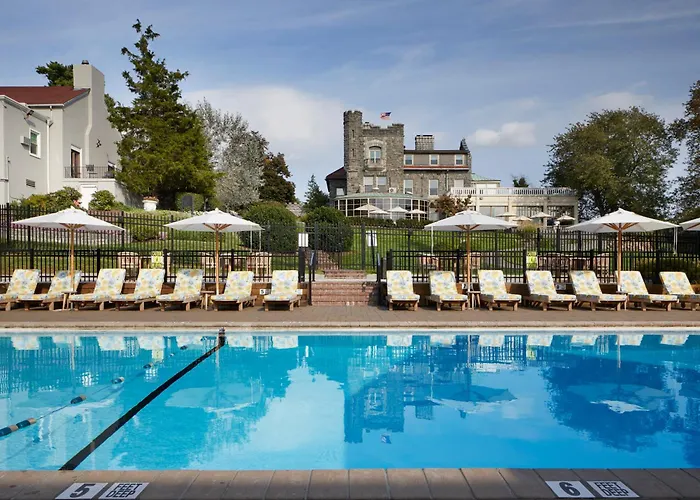 Tarrytown House Estate